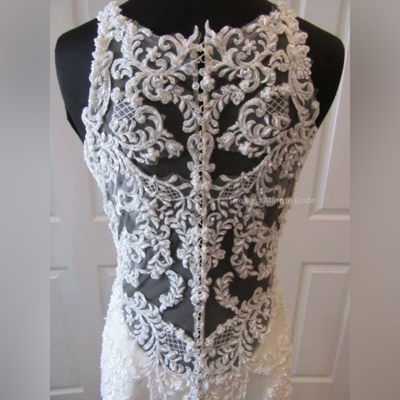 Maggie Sottero Ivory Mermaid Wedding Gown - Picture 4 of 9